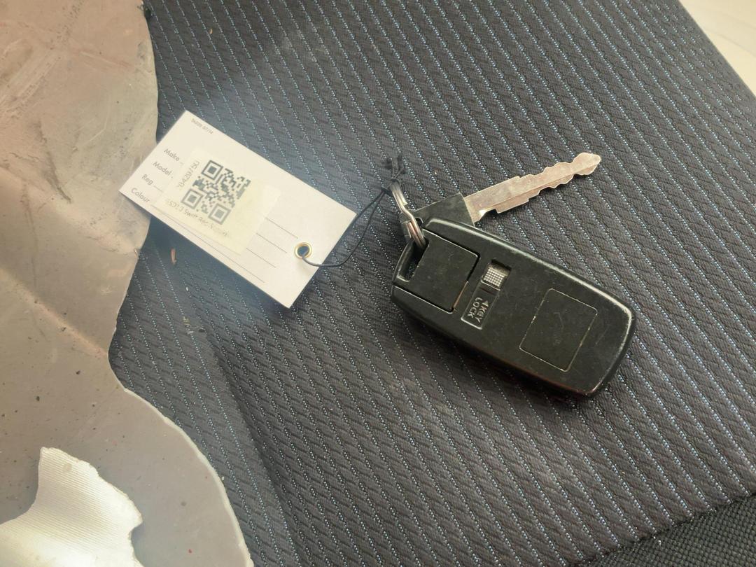 Photo '18' of Suzuki Swift Photo '18' of Suzuki Swift