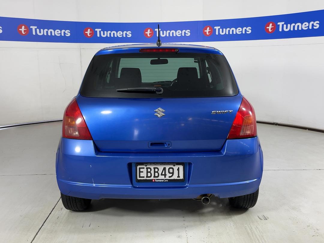 Photo '6' of Suzuki Swift