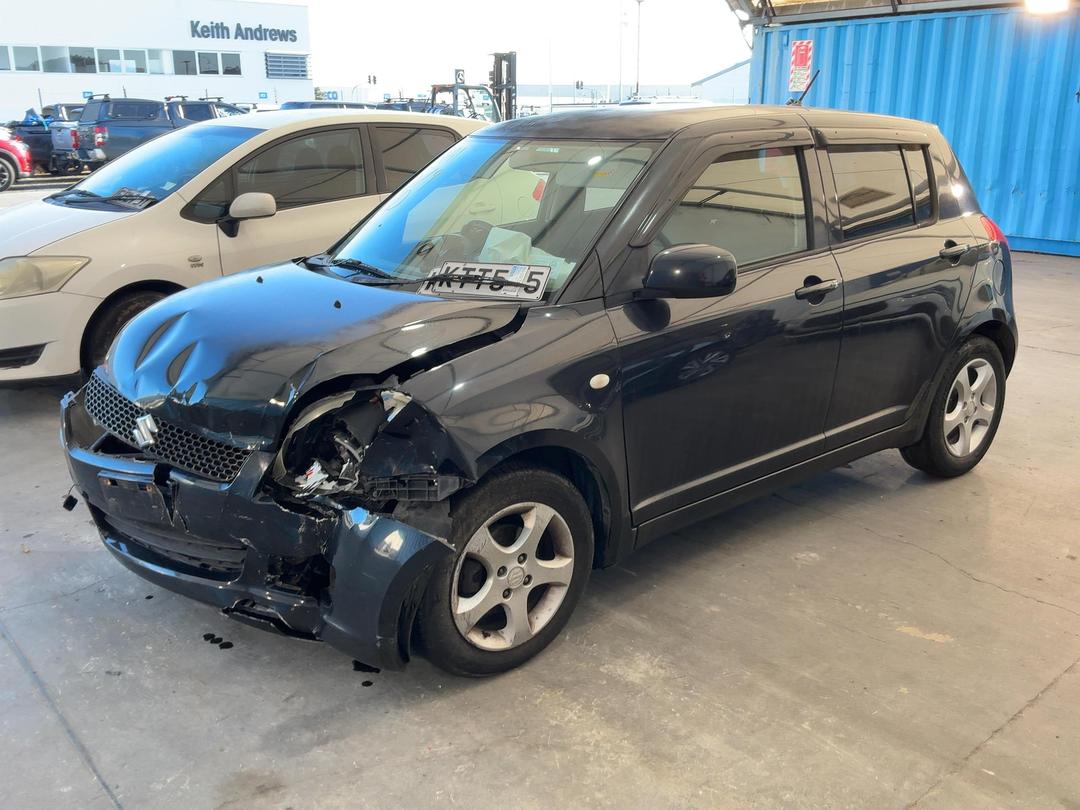 Photo '7' of Suzuki Swift Photo '7' of Suzuki Swift