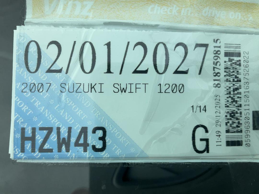 Photo '18' of Suzuki Swift Photo '18' of Suzuki Swift