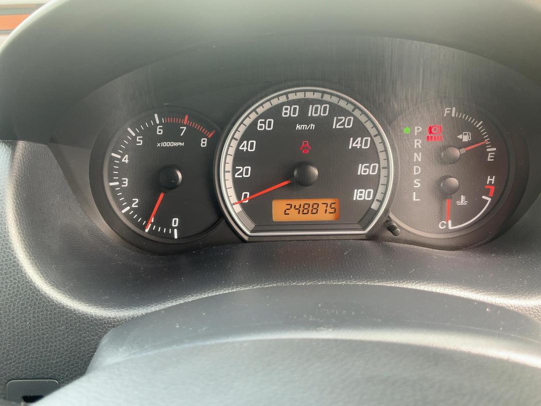 Photo '11' of Suzuki Swift
