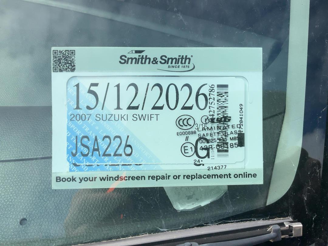 Photo '17' of Suzuki Swift