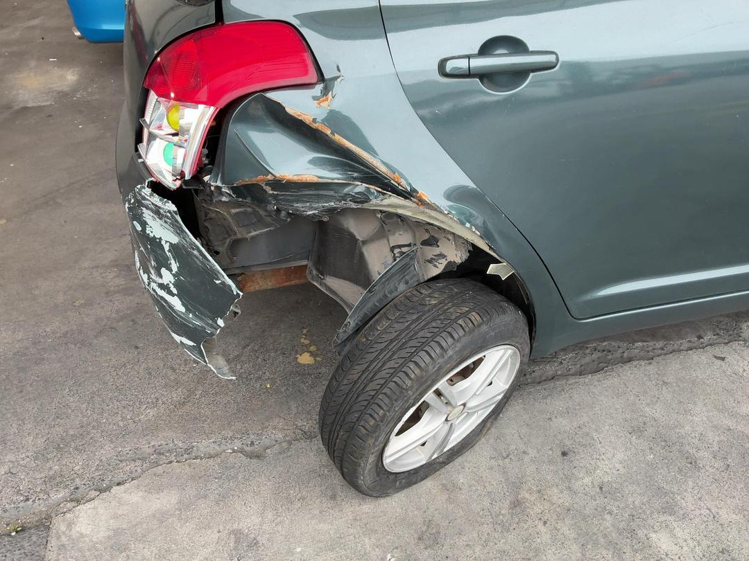 Photo '17' of Suzuki Swift Photo '17' of Suzuki Swift