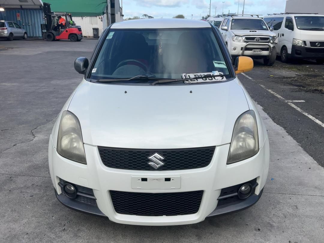 Photo '2' of Suzuki Swift Photo '2' of Suzuki Swift