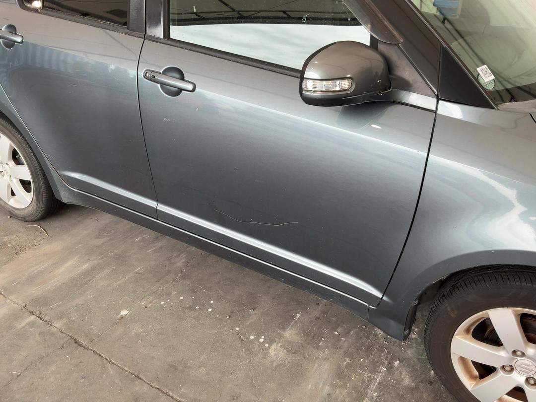 Photo '2' of Suzuki Swift