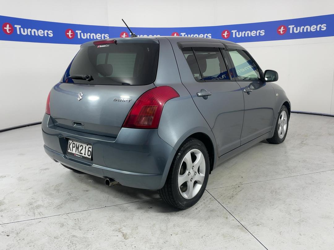 Photo '7' of Suzuki Swift