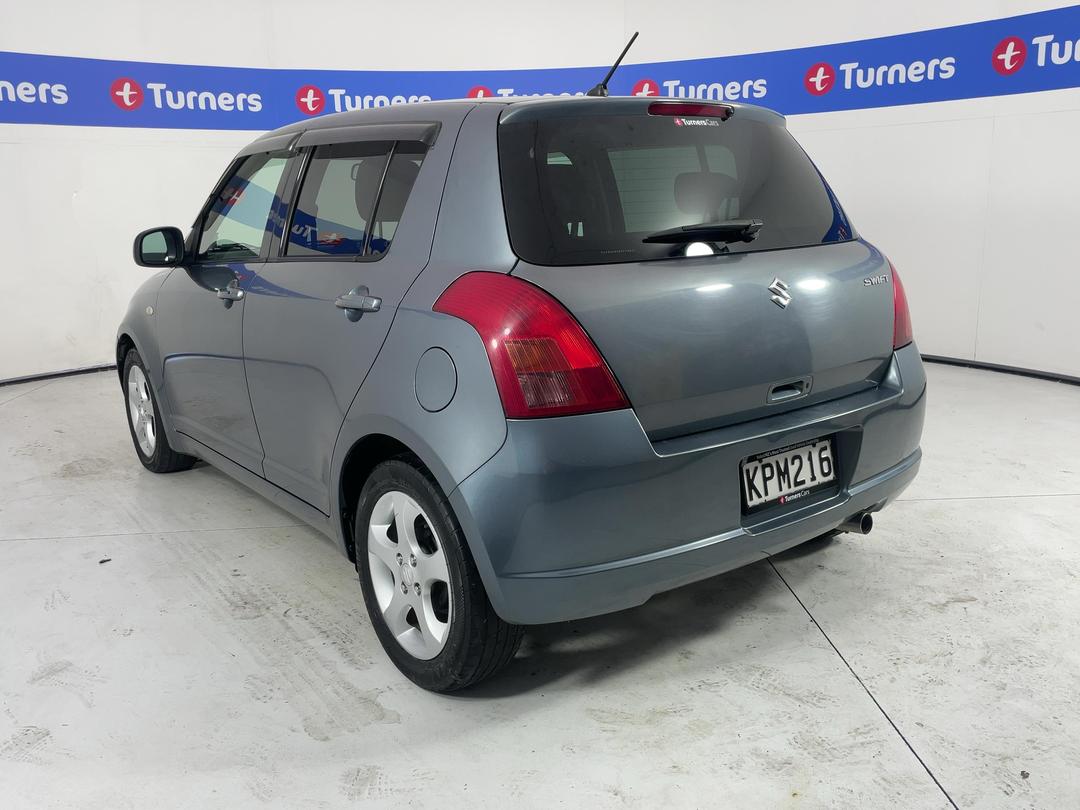 Photo '5' of Suzuki Swift