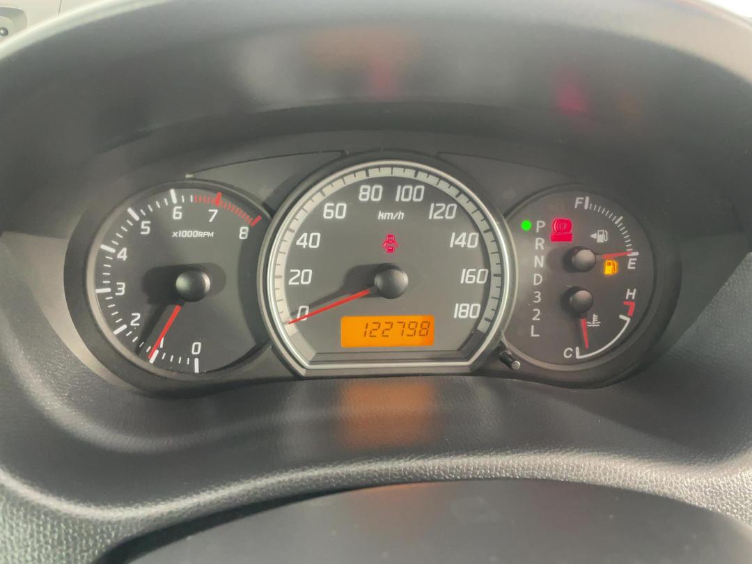 Photo '21' of Suzuki Swift