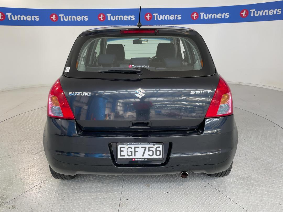 Photo '6' of Suzuki Swift