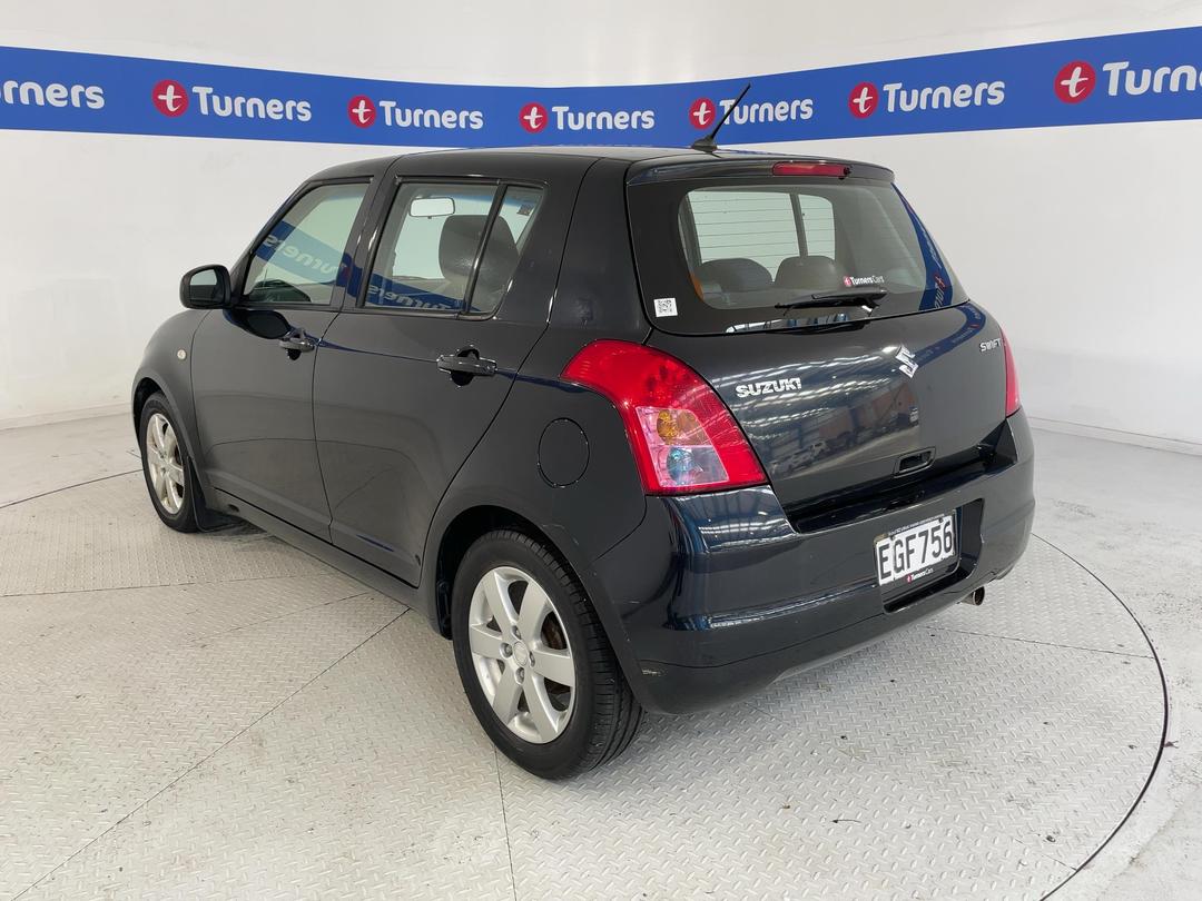 Photo '5' of Suzuki Swift
