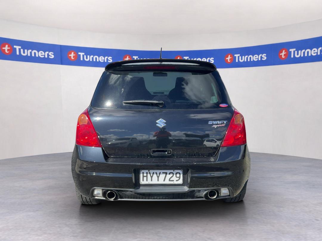Photo '5' of Suzuki Swift Photo '5' of Suzuki Swift