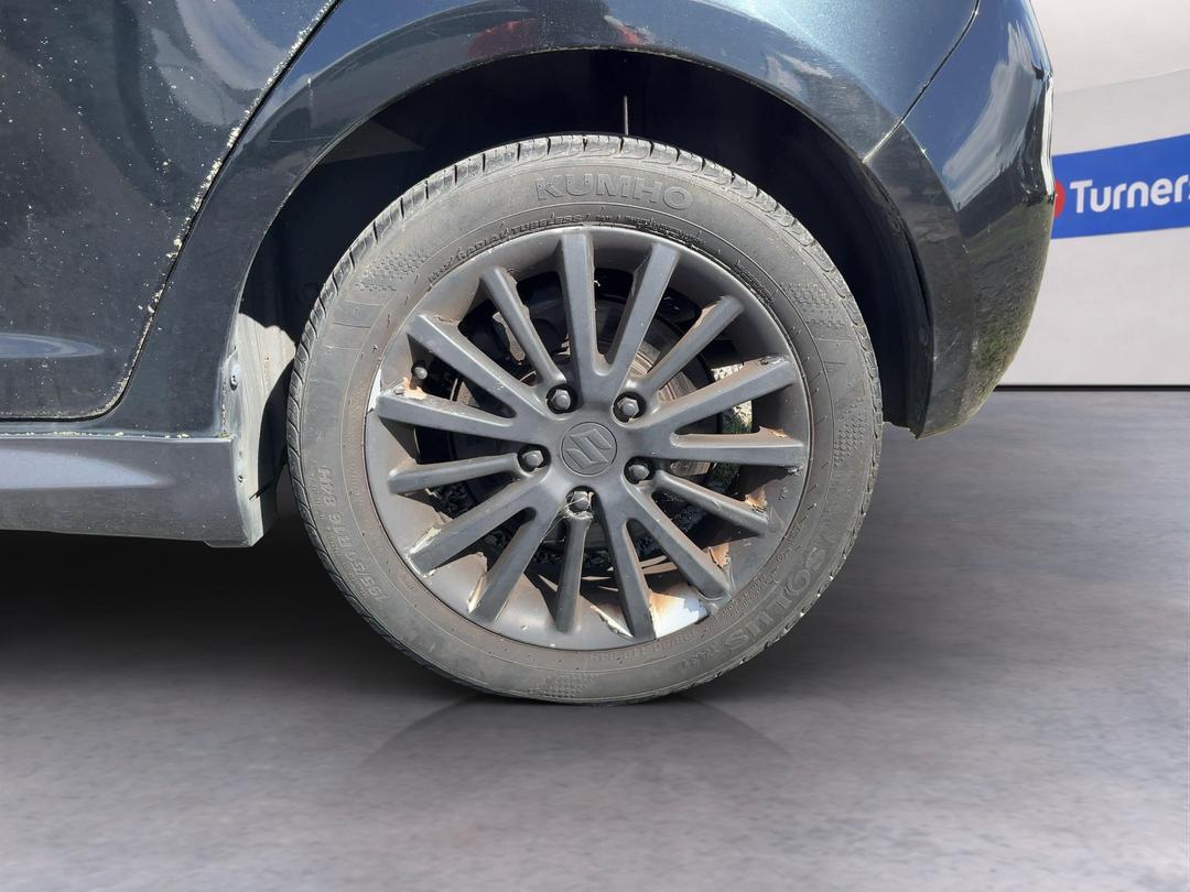 Photo '9' of Suzuki Swift Photo '9' of Suzuki Swift