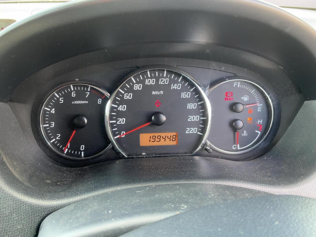 Photo '19' of Suzuki Swift Photo '19' of Suzuki Swift