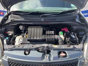 Photo '13' of Suzuki Swift