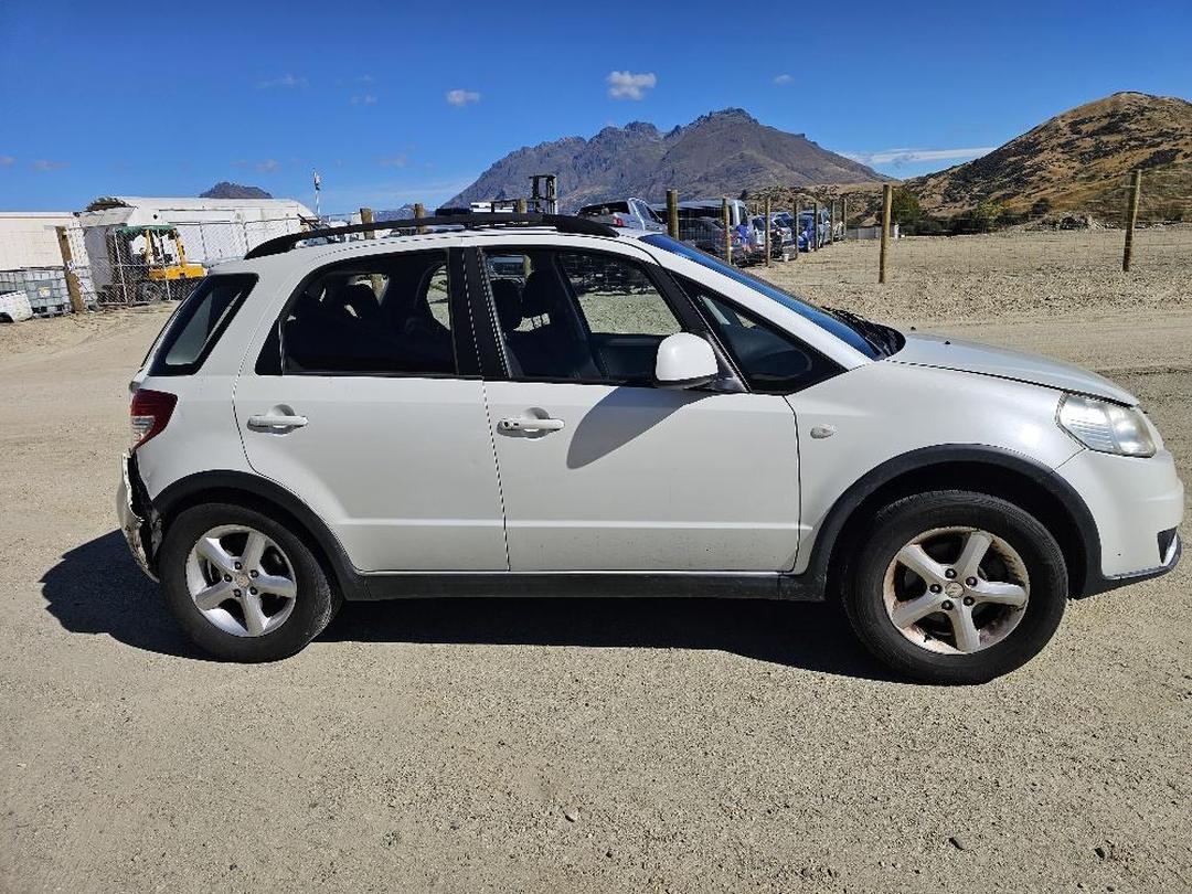 Photo '6' of Suzuki SX4 Glxha2 LTD