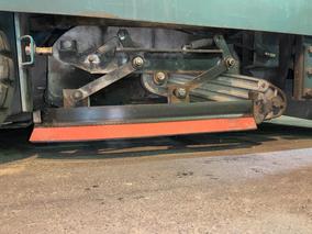 Photo '17' of Tennant 7400 power scrubber Sweeper