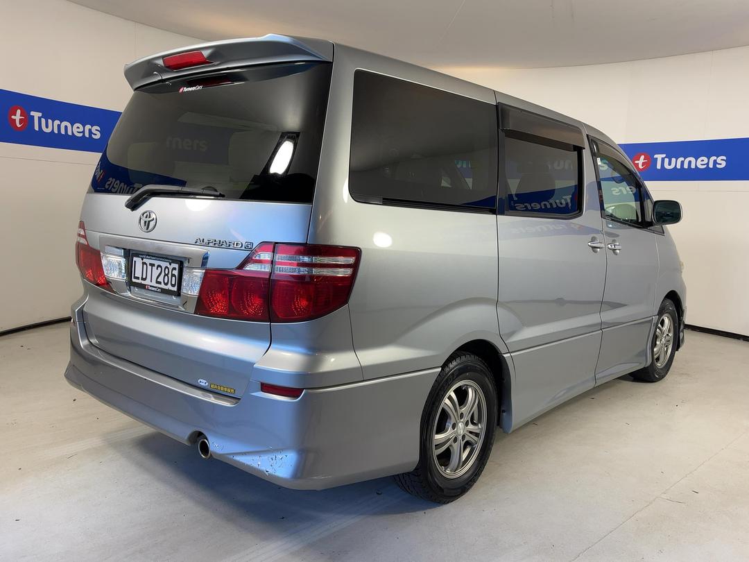 Photo '7' of Toyota Alphard