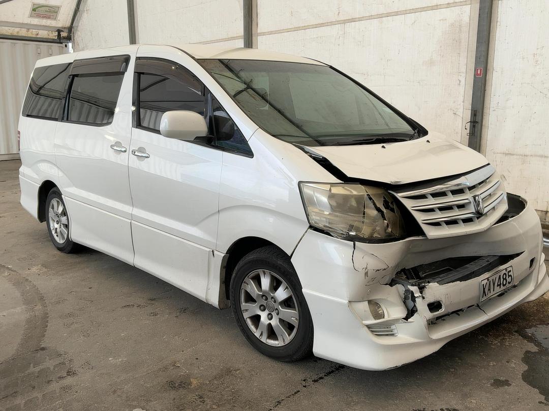 Photo '4' of Toyota Alphard G Photo '4' of Toyota Alphard G