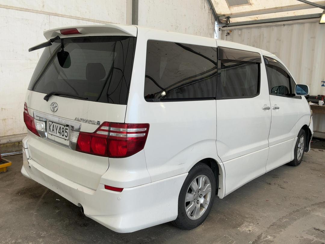 Photo '6' of Toyota Alphard G Photo '6' of Toyota Alphard G