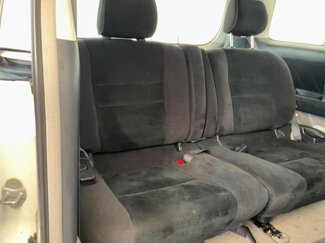 Photo '11' of Toyota Alphard G Photo '11' of Toyota Alphard G
