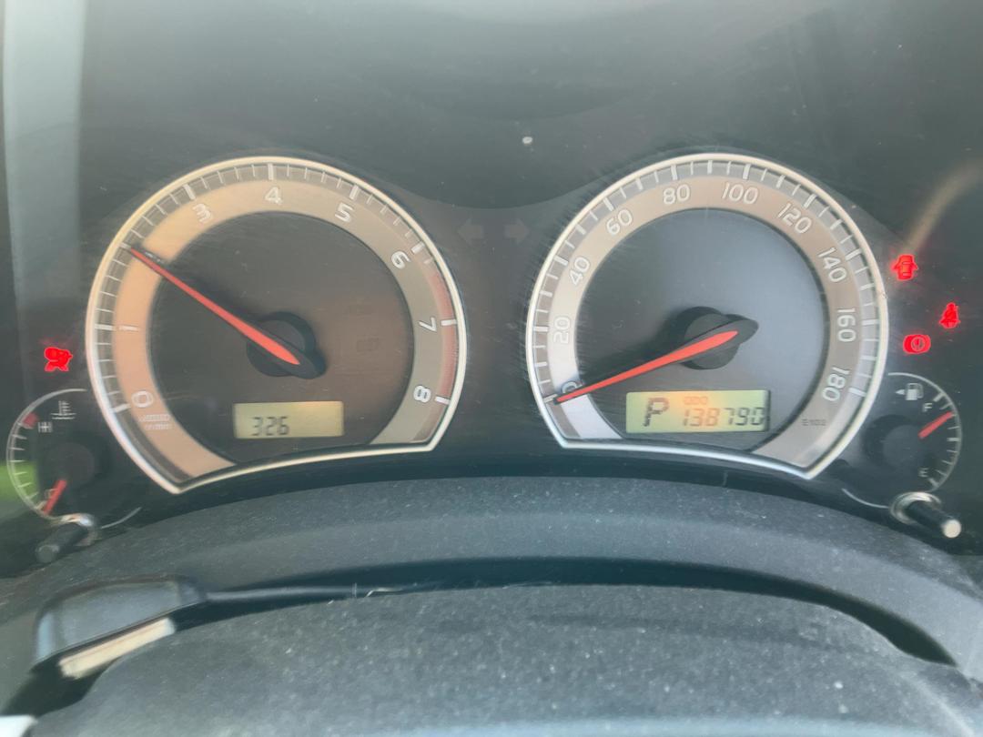 Photo '14' of Toyota Auris