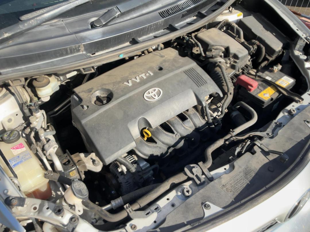 Photo '15' of Toyota Auris