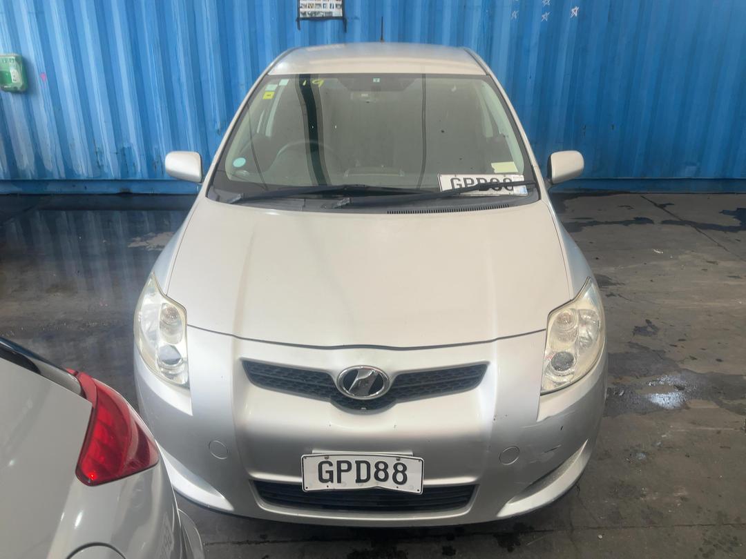 Photo '2' of Toyota Auris