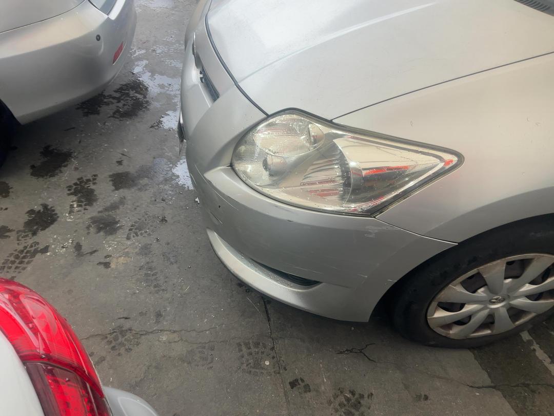 Photo '10' of Toyota Auris