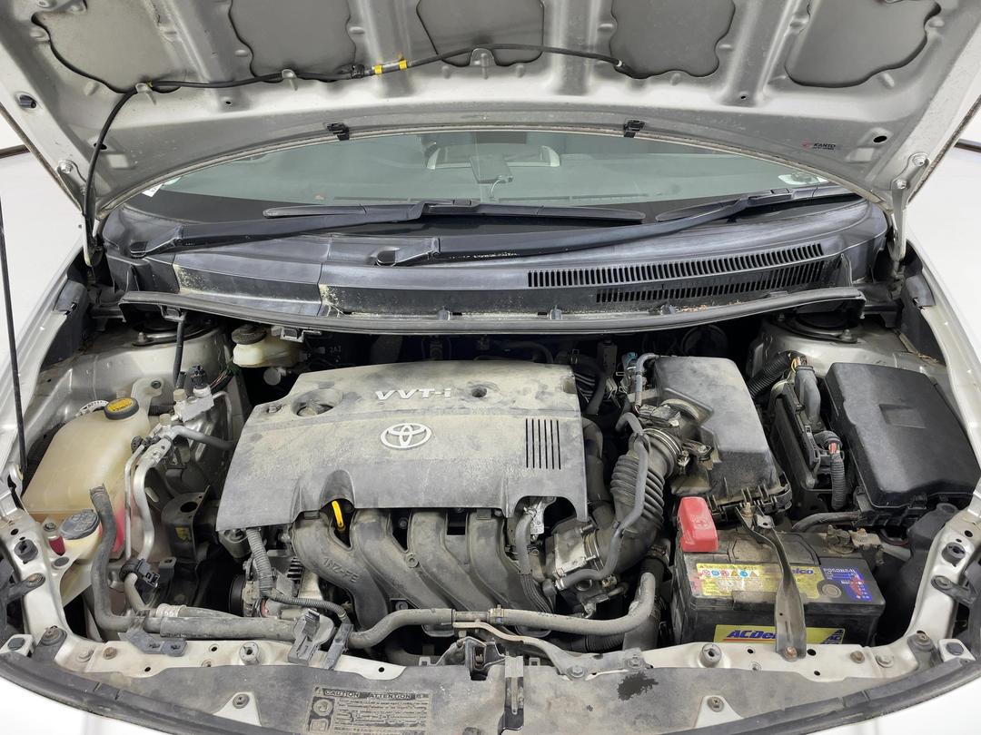 Photo '13' of Toyota Auris