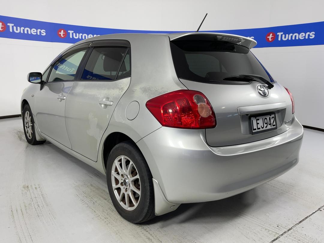 Photo '5' of Toyota Auris