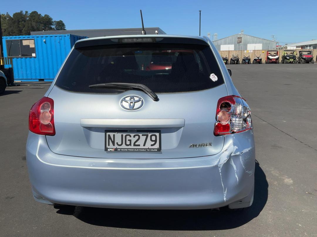 Photo '7' of Toyota Auris Photo '7' of Toyota Auris