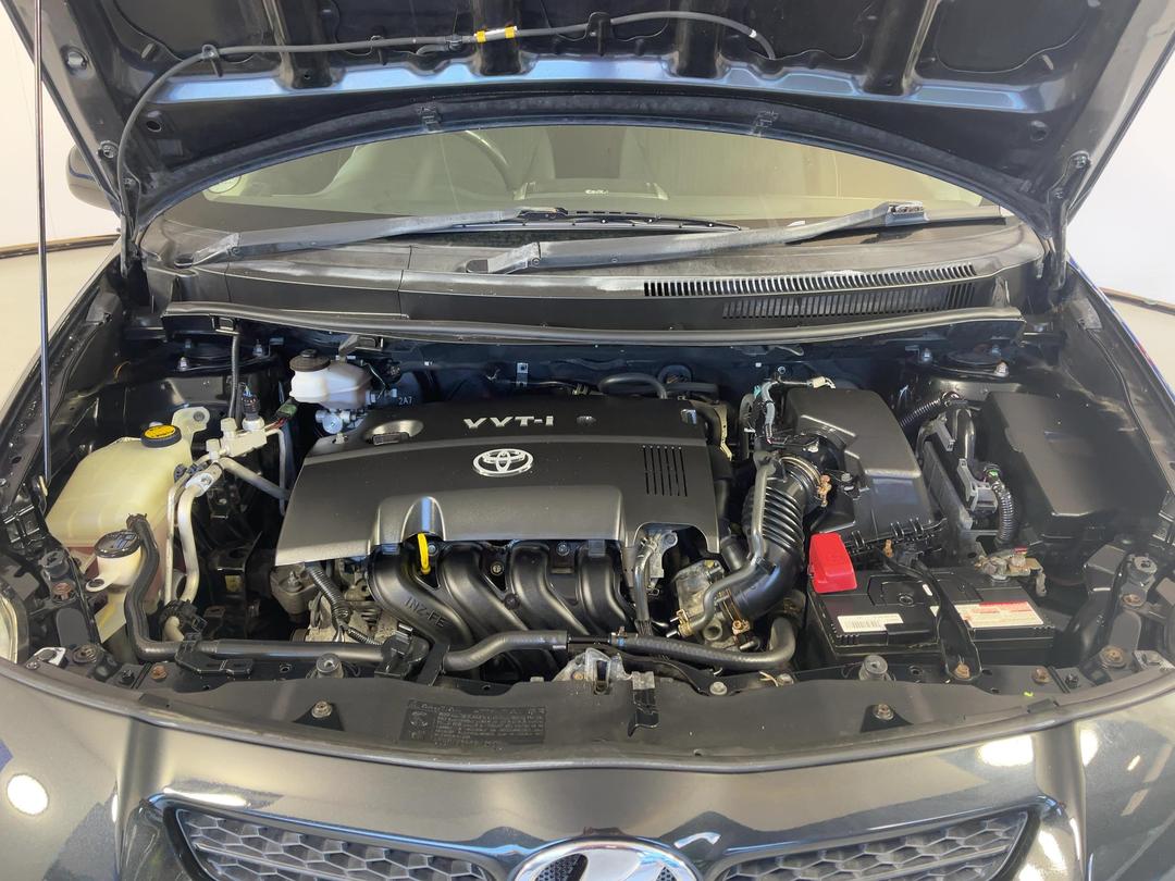 Photo '13' of Toyota Auris