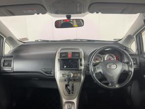 Photo '17' of Toyota Auris