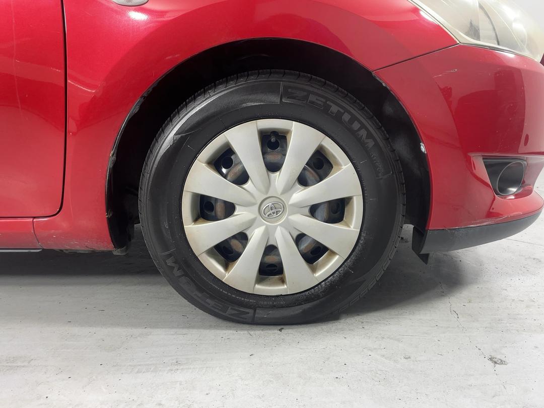 Photo '9' of Toyota Auris