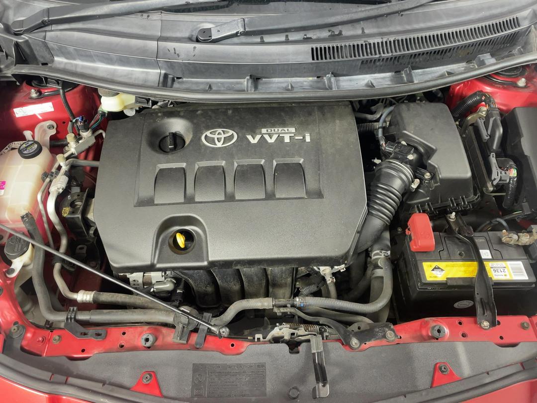 Photo '13' of Toyota Auris