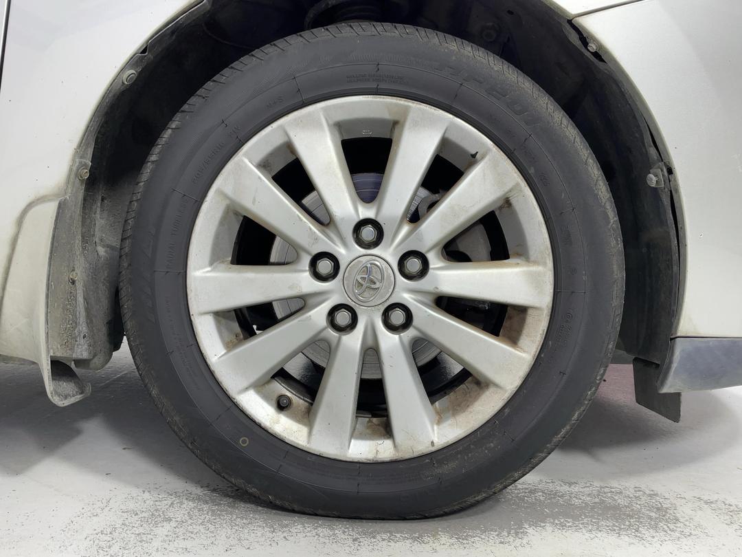 Photo '2' of Toyota Auris Photo '2' of Toyota Auris