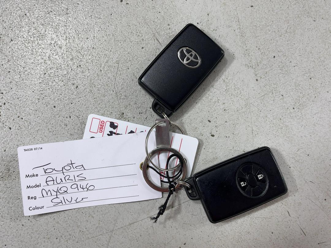 Photo '22' of Toyota Auris