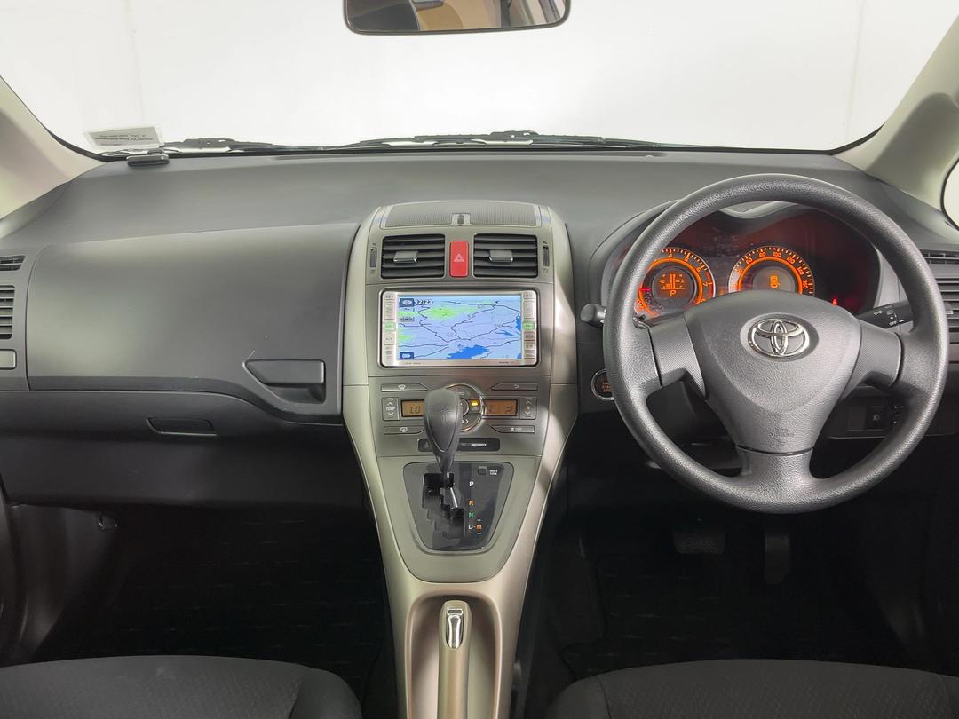 Photo '17' of Toyota Auris