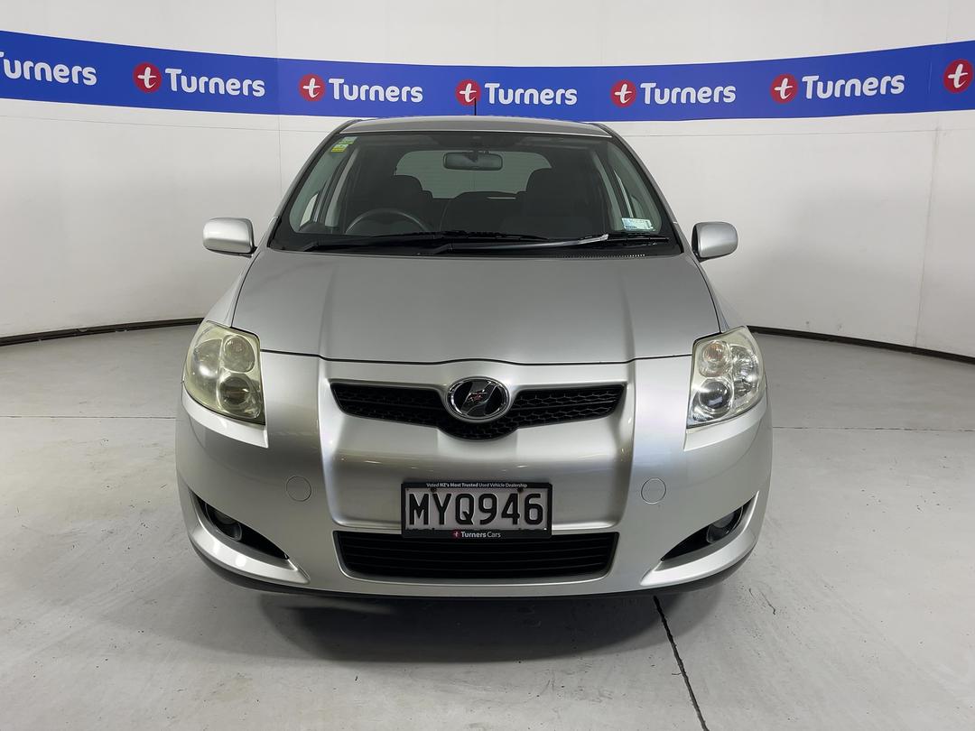 Photo '2' of Toyota Auris