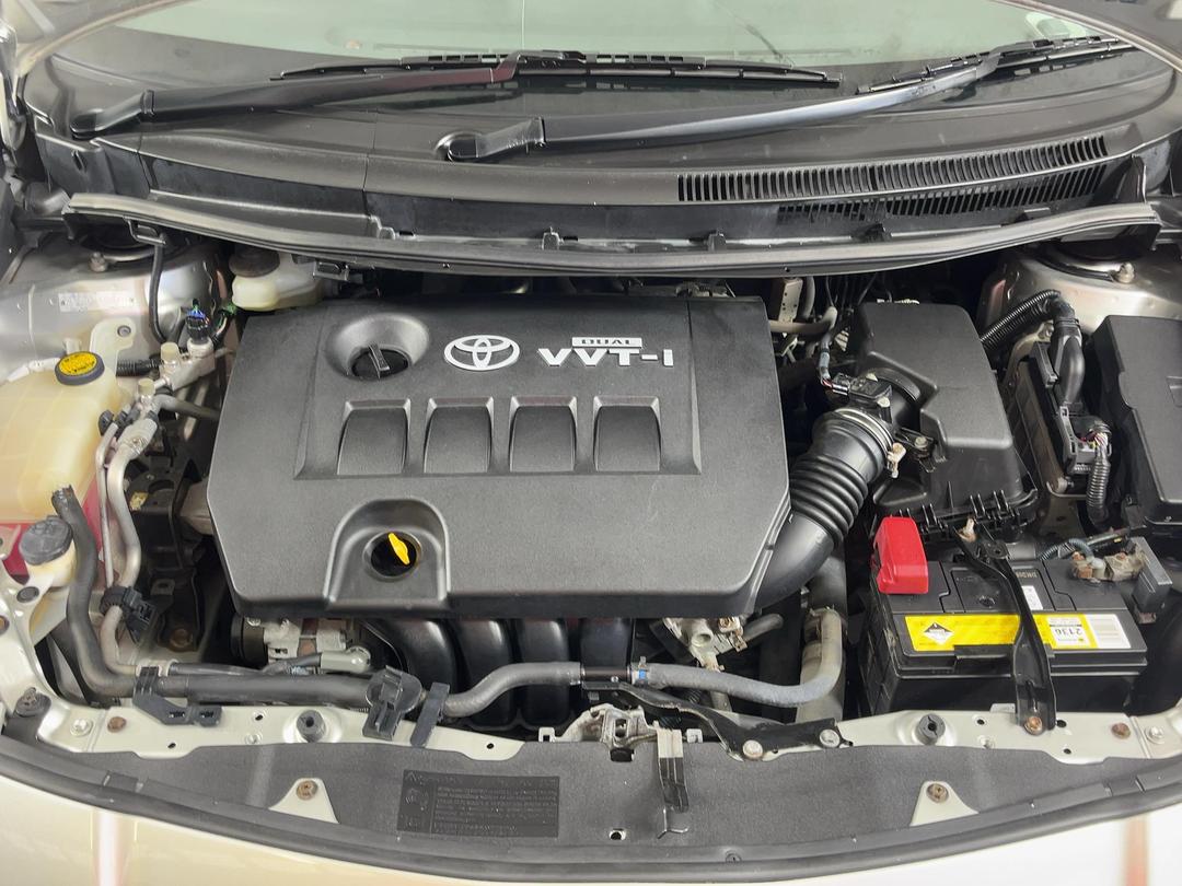 Photo '13' of Toyota Auris