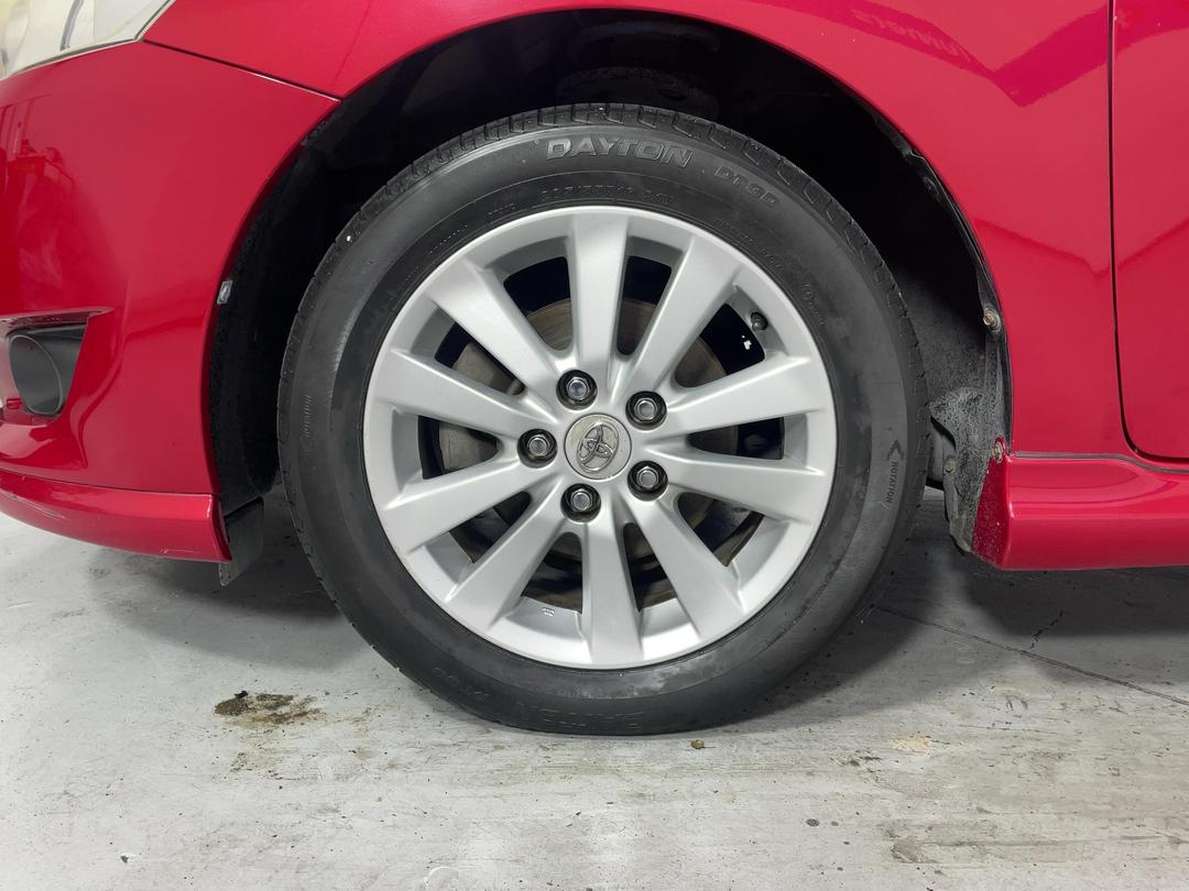 Photo '10' of Toyota Auris