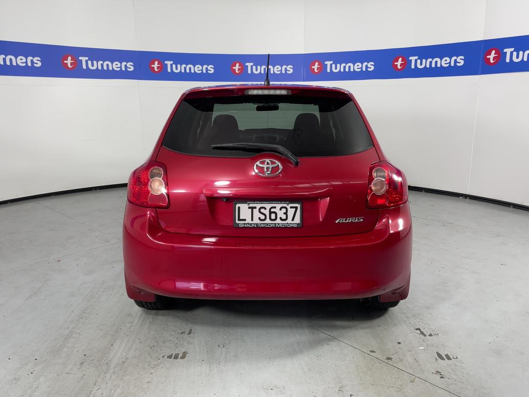 Photo '6' of Toyota Auris