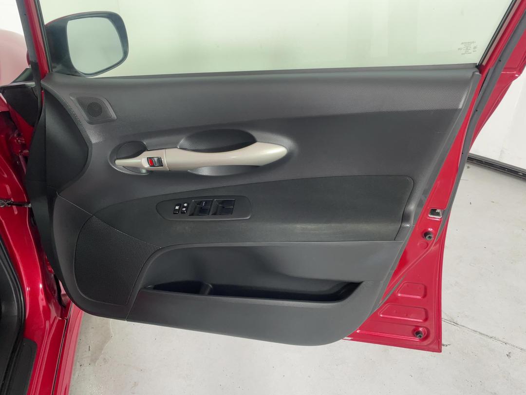 Photo '15' of Toyota Auris