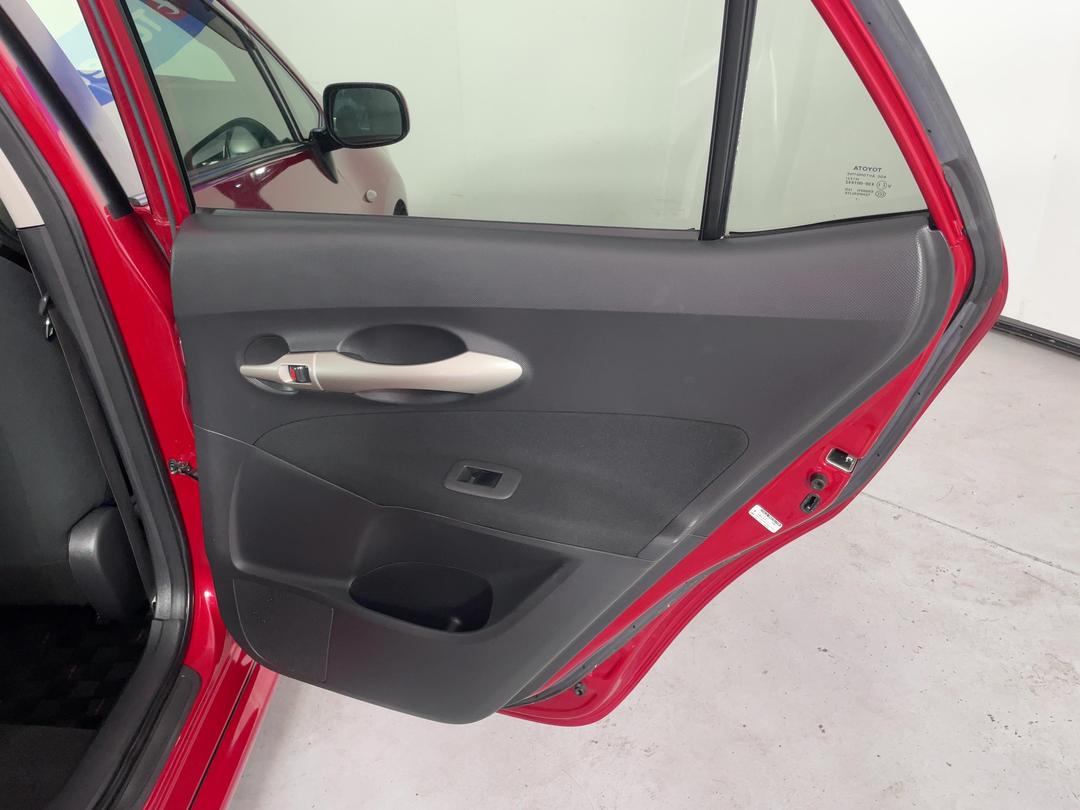 Photo '19' of Toyota Auris