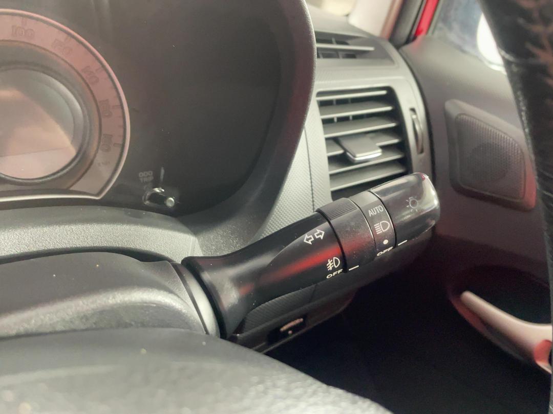 Photo '26' of Toyota Auris