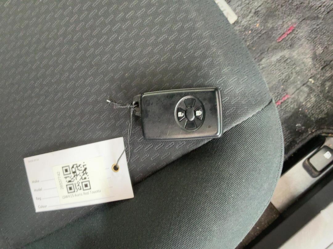 Photo '16' of Toyota Auris Photo '16' of Toyota Auris