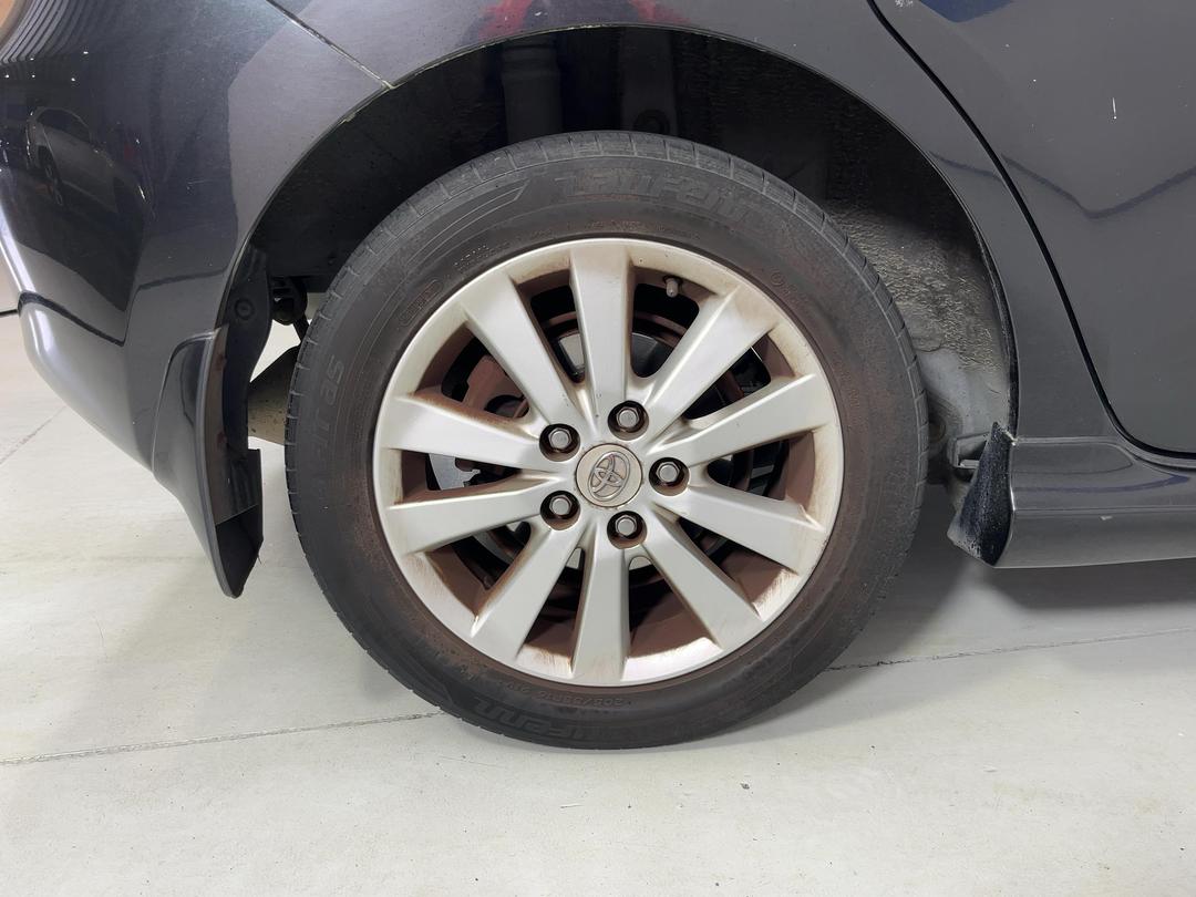 Photo '12' of Toyota Auris