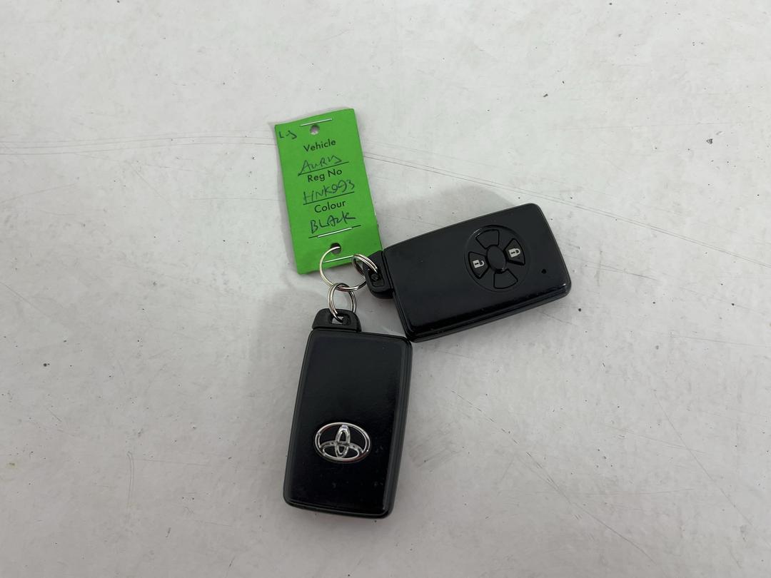 Photo '22' of Toyota Auris