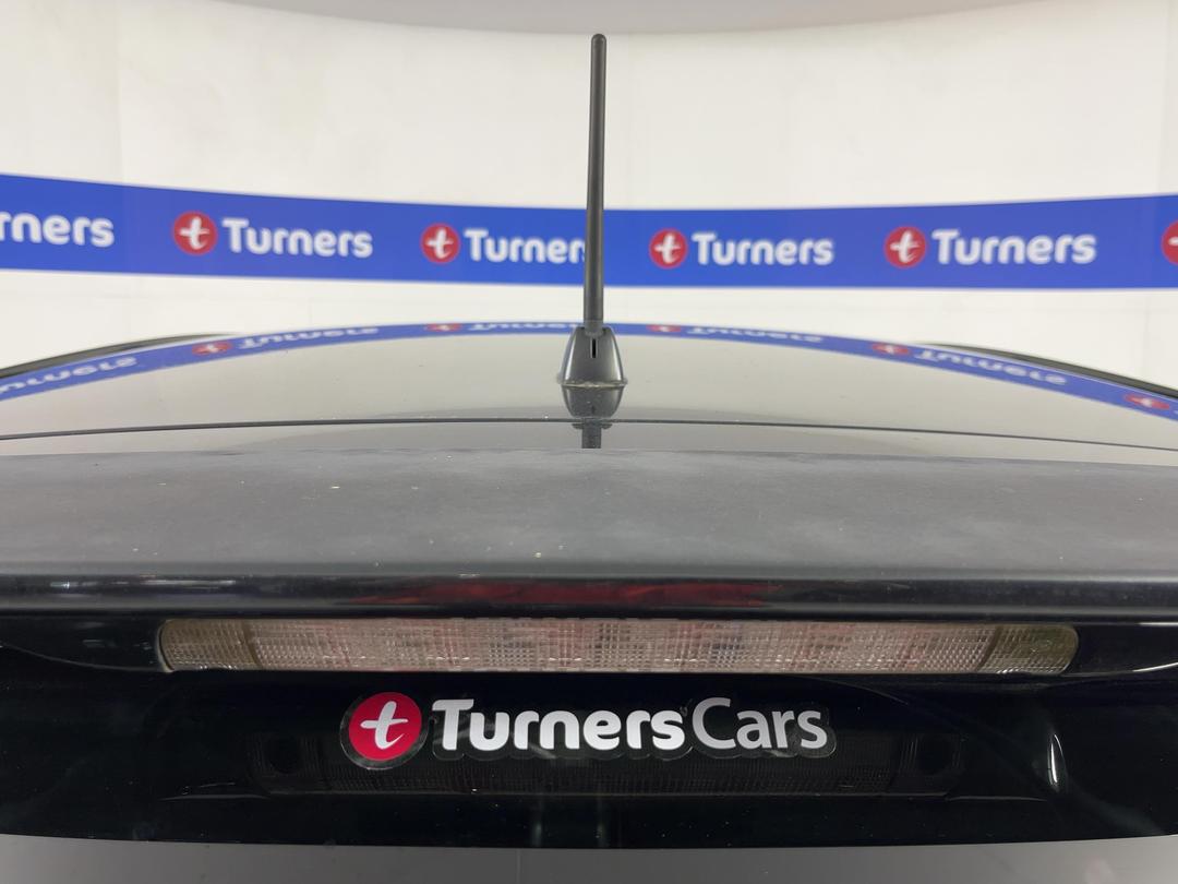 Photo '25' of Toyota Auris