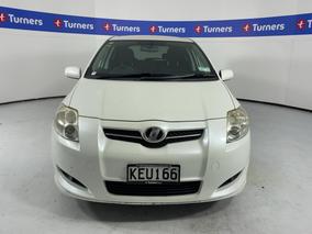 Photo '2' of Toyota Auris